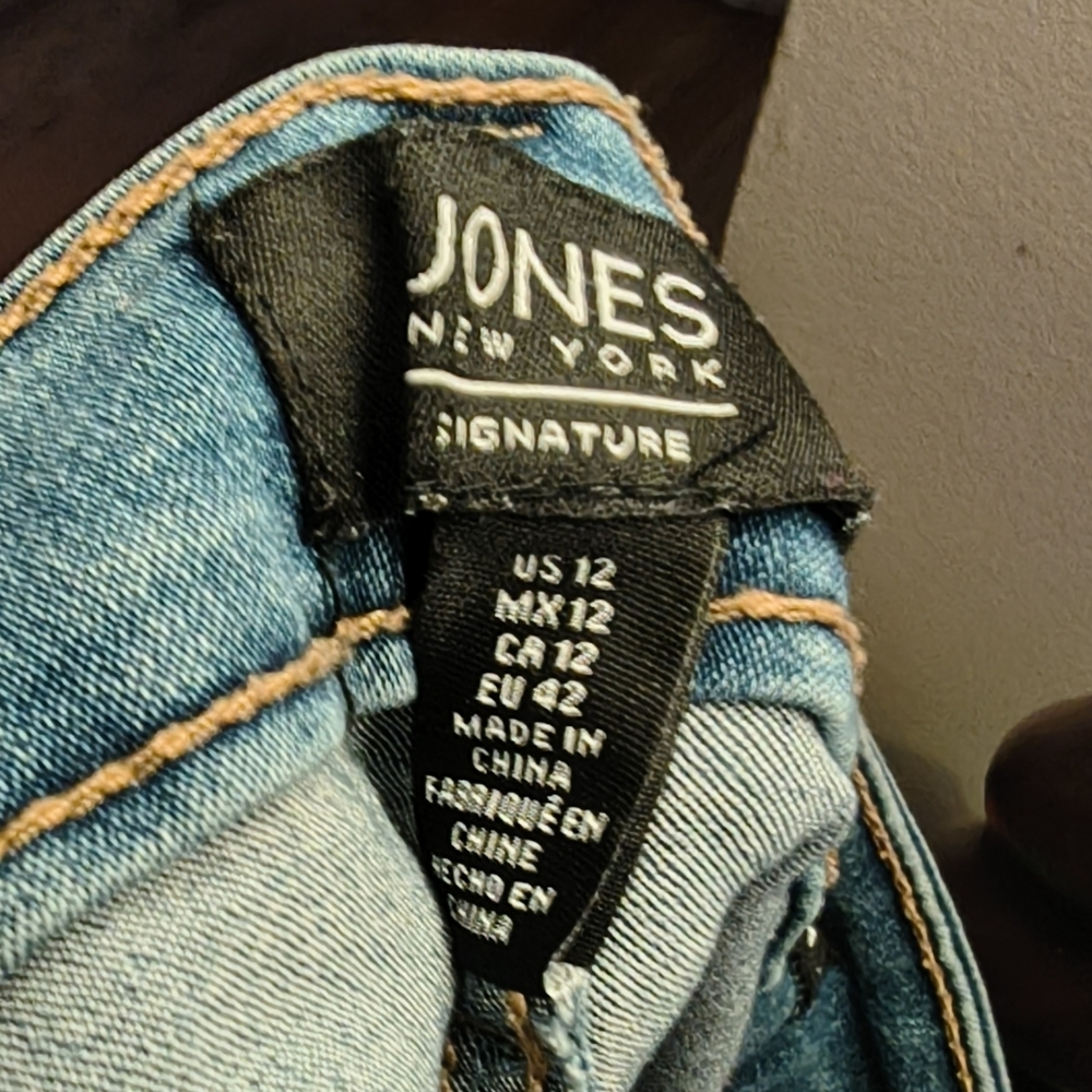 Jones New York Madison Pencil Skirt - Picture 5 of 5